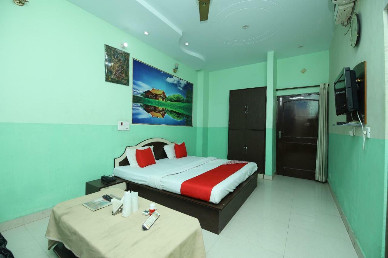 Hotel Deep Palace Jind Exteriér fotografie