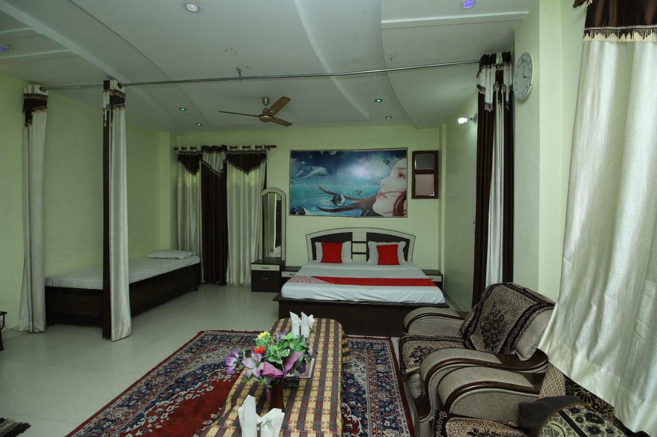 Hotel Deep Palace Jind Exteriér fotografie